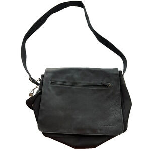 Vintage Fossil Black Pebble Leather and Nylon Crossbody Messenger Bag